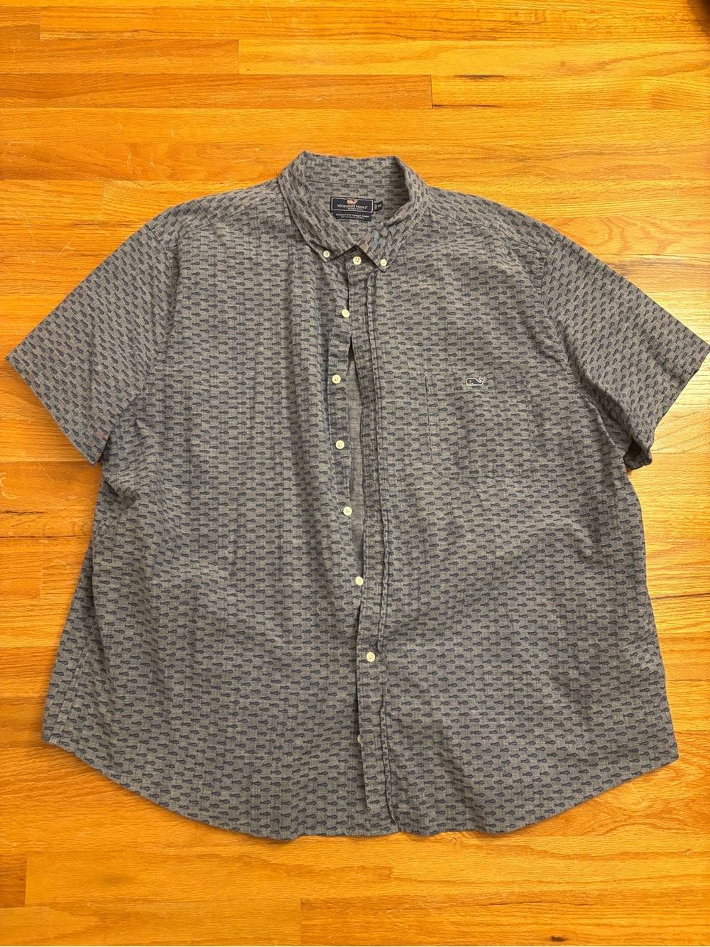 Vineyard Vines Short-Sleeve Button-Down Size 3XL